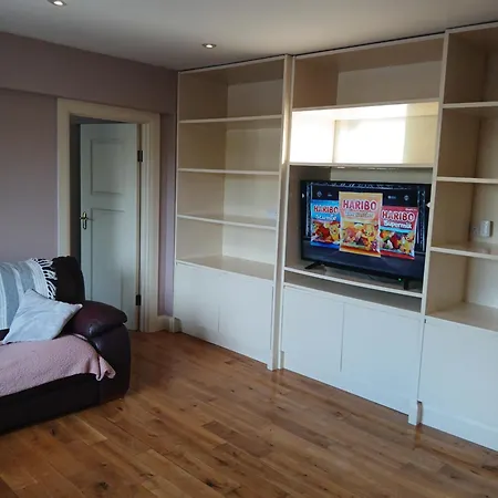 Apartment Shiv's Comfy