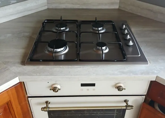 Shiv's Comfy Apartment *